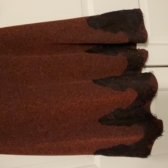 Elegant Black and Red Fit and Flare dress - Picture 3 of 7